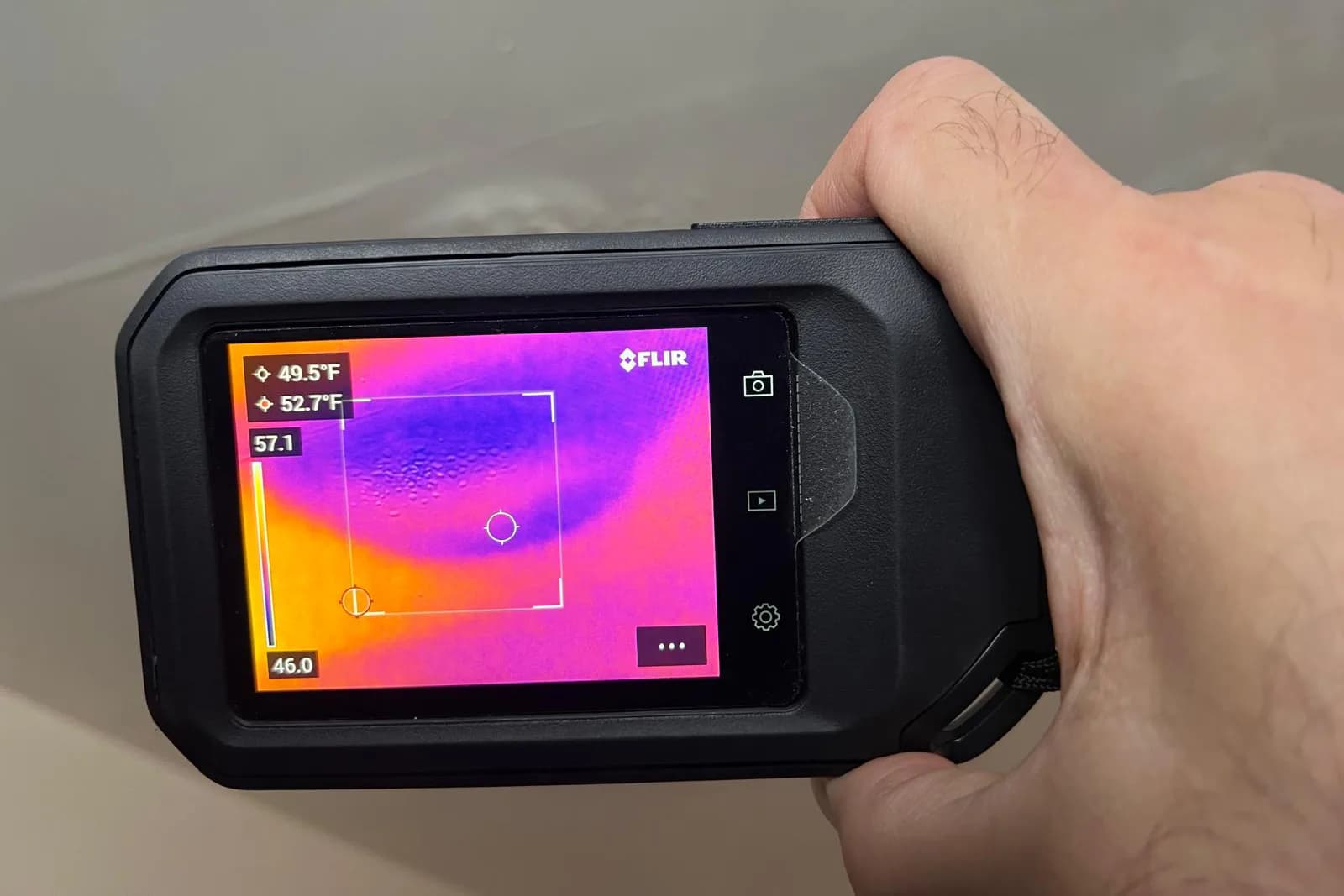 What Our VOC Testing Lab Can Detect, documented during a Quest field assessment